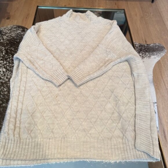 Pre-Loved Mersea Lisbon Traveller Mock Turtleneck in Ivory - OS - Picture 3 of 8